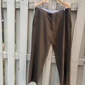 Haggar Men's Brown Dress Pants